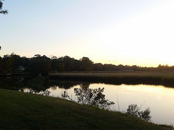 5th image of Ribault Scenic Dr