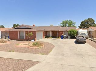 10921 Bob Stone Dr, El Paso, TX 79936