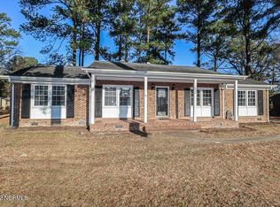 1808 Lewis St, Tarboro, NC 27886
