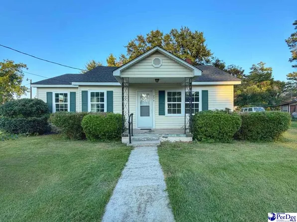 224 Stewart St, Dillon, SC 29536