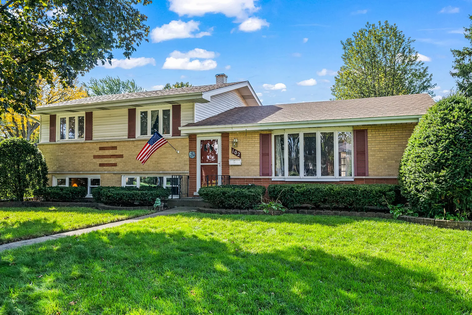 102 N Yates Ln photo 1