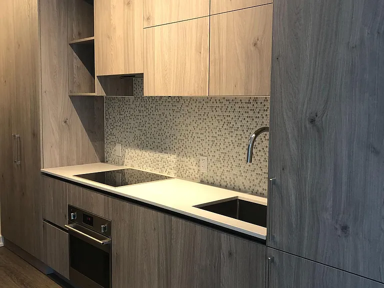 1 Yorkville Ave #2201 — Photo 5