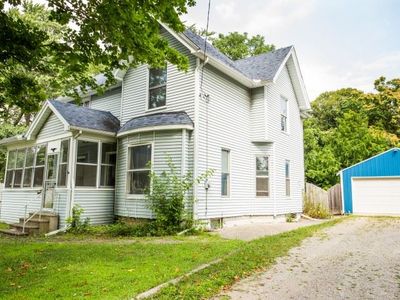 135 N Dwight St, Jackson, MI, 49202