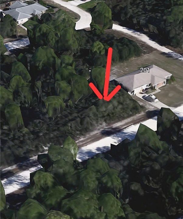 2nd image of 205 Raven Ave