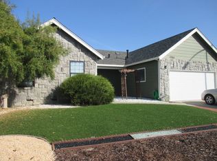1981 Highland Dr, Hollister, CA