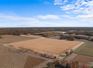 8432 E 150th Rd, Paris, IL 61944