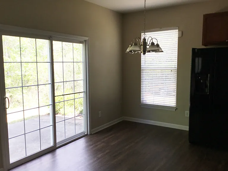615 Upwey Ct — Photo 4
