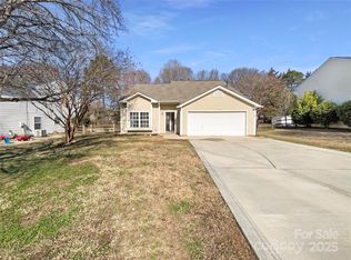 1830 Rosewell Dr, Rock Hill, SC 29732
