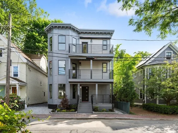 8 Holly Ave #2, Cambridge, MA 02138