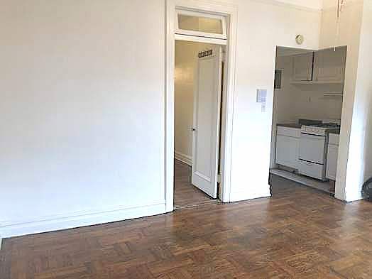 4th image of 745 Saint Nicholas Ave #F3