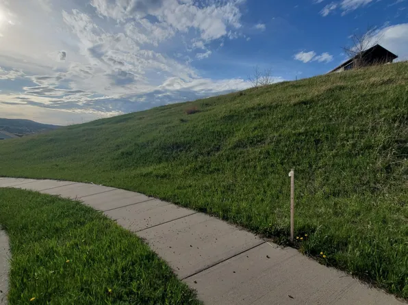 21 & 27 Belair Cir, Sturgis, SD 57785