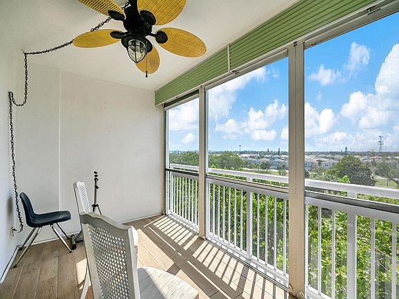 5th image of 4400 Hillcrest Drive #605a