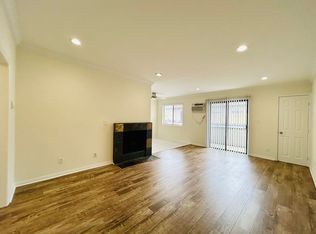 can334, Los Angeles, CA 90034