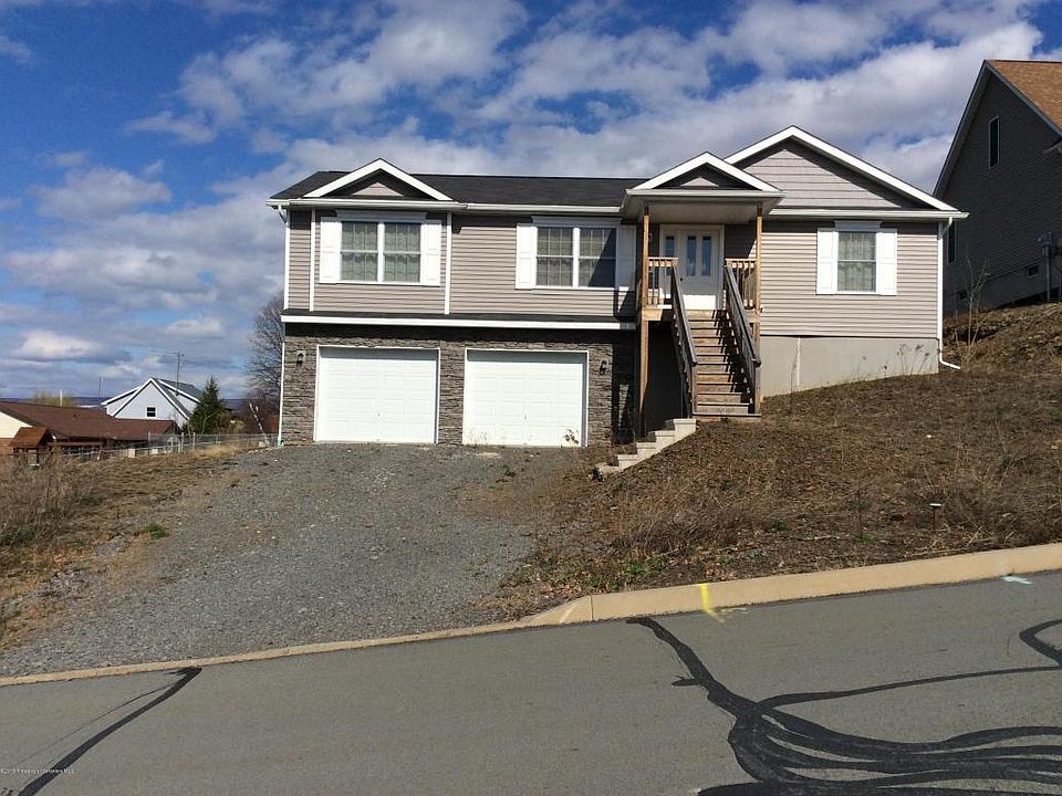 1st image of 305 Sanko Dr