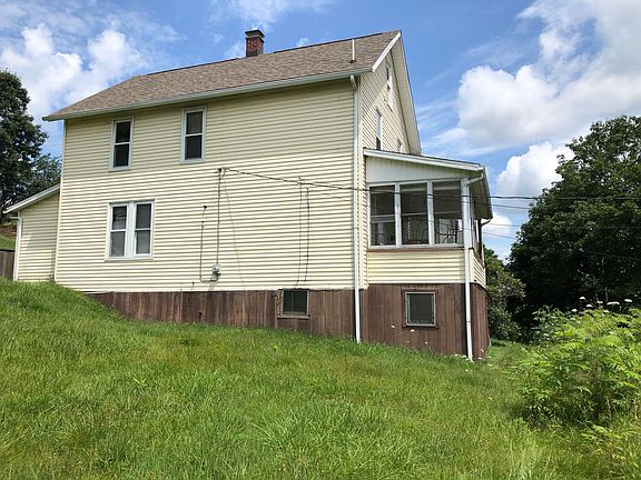 3rd image of 216 W Main St