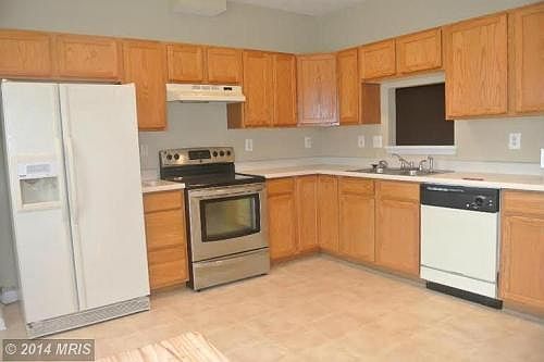 Eat-in Kitchen