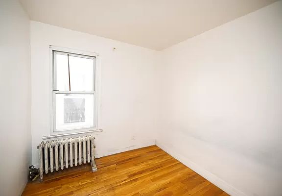 5th image of 742 E 214th St