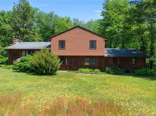 8 Sylvan Glen Dr, East Lyme, CT 06333