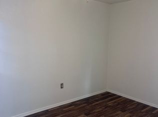 1310 N 27th St, Van Buren, AR 72956