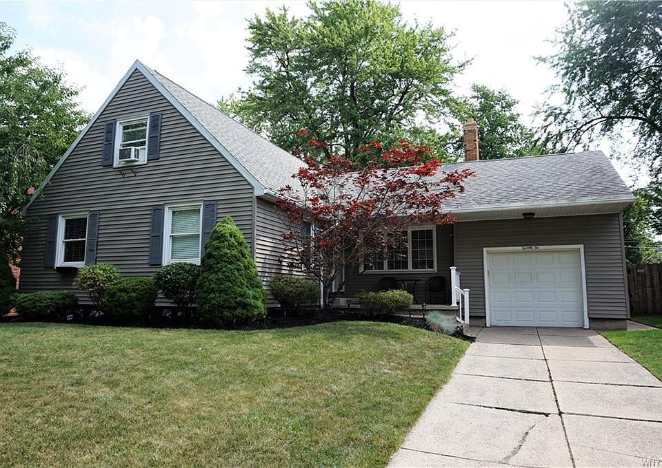 1st image of 76 Huxley Dr