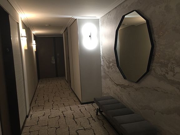 5th image of 200 E Delaware Pl APT 5D