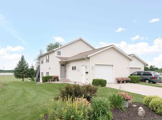 503 Hillview St, Lodi, WI 53555