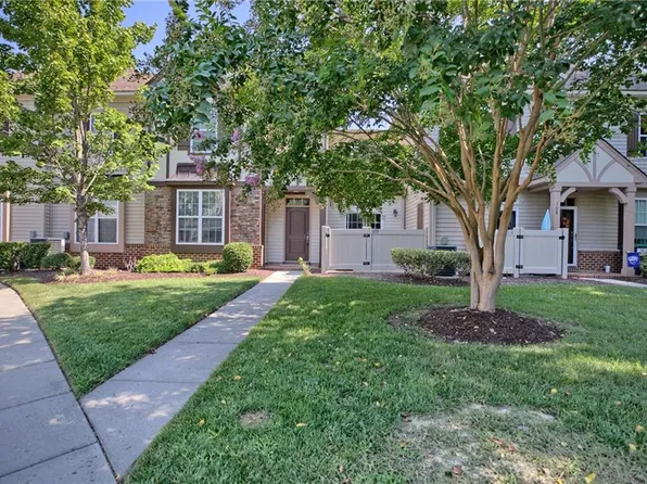 109 Herons Cv, Carrollton, VA 23314