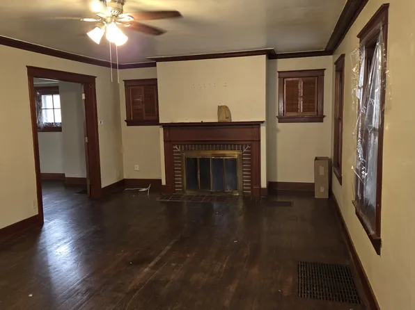 32 Gebhart St, Dayton, OH 45410