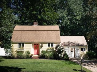 9 Walnut Rd, Wenham, MA 01984