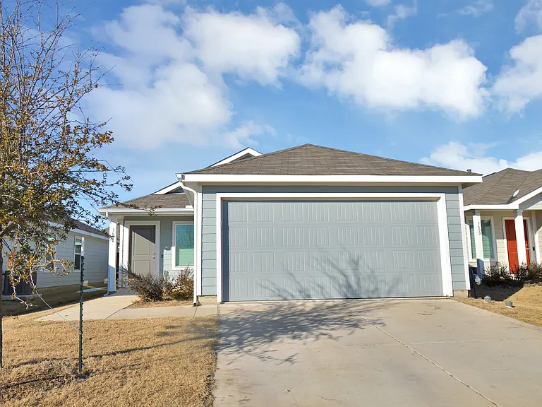 3604 Esperanza St — Photo 1