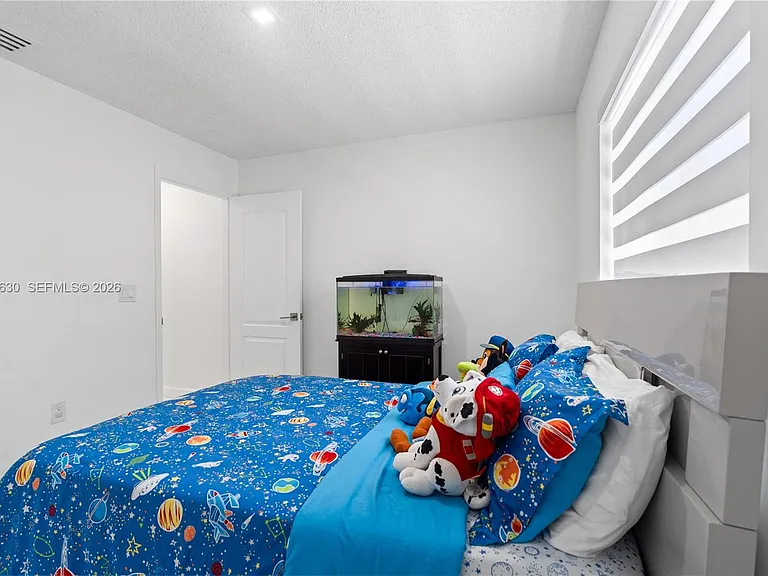 8842 SW 215th Ln — Photo 23