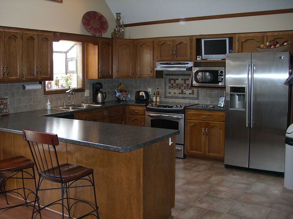 GORGEOUS updated kitchen
