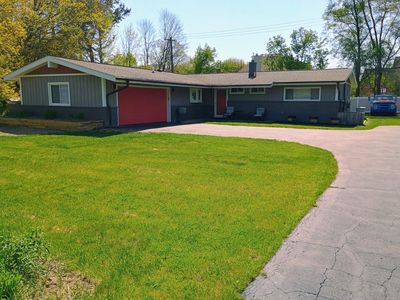 28725 Greencastle Rd, Farmington Hills, MI, 48334