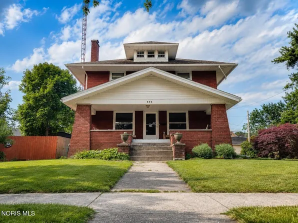 805 West St, Genoa, OH 43430