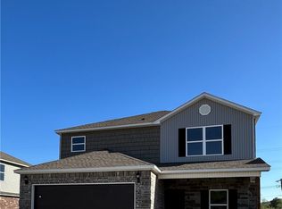 737 E Egret Rd, Fayetteville, AR 72701