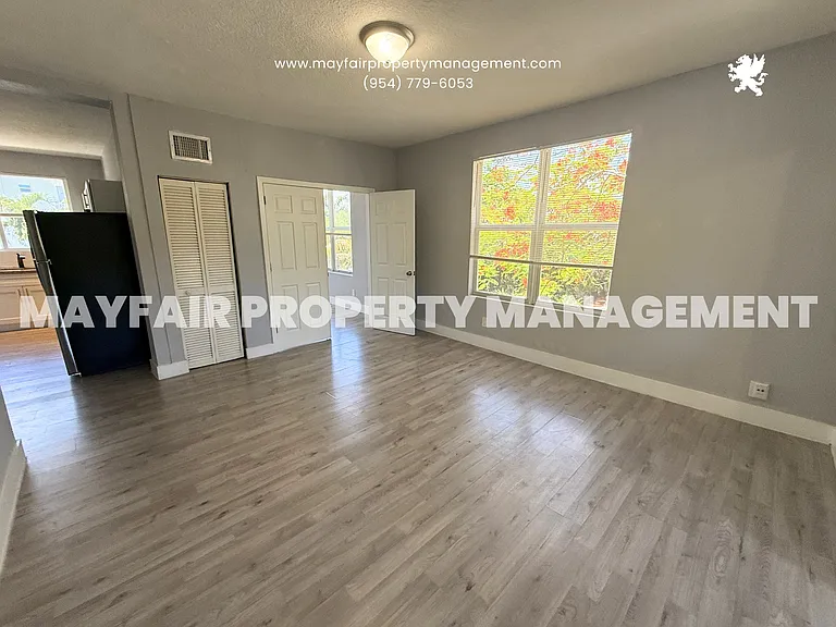 702 S 17th Ave #8 — Photo 11