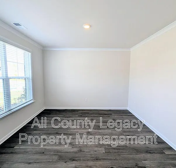 2969 Champions Way — Photo 4
