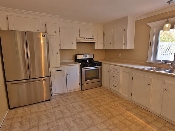 5th image of 363 Tremont St