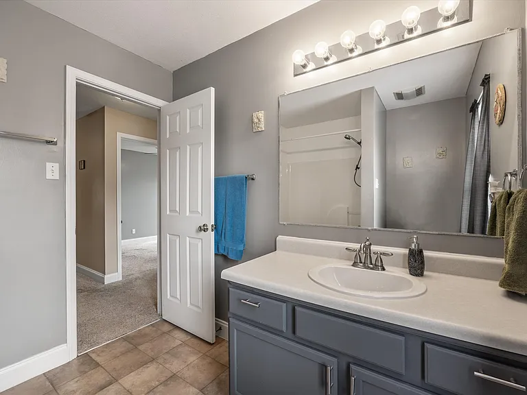 1110 Mercer Dr — Photo 25