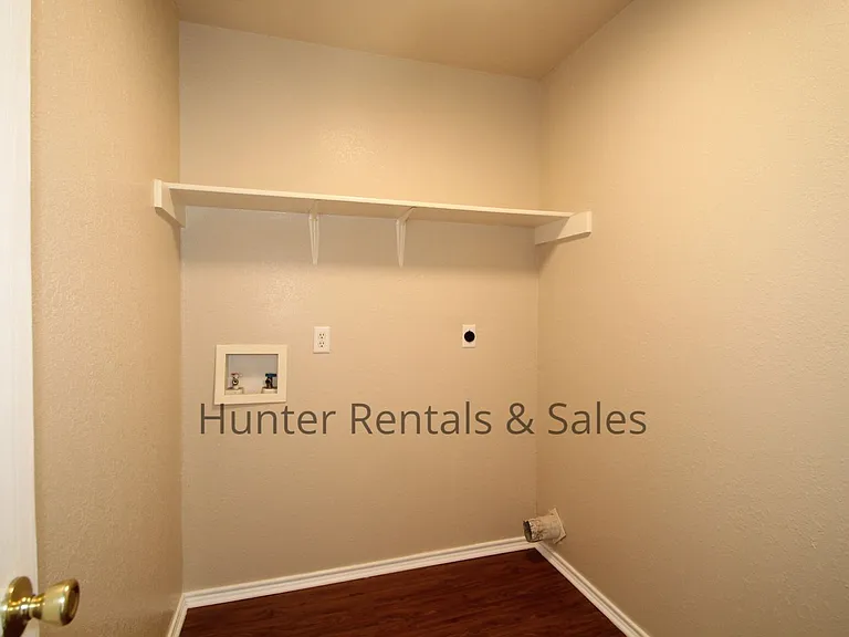3904C Gus Dr — Photo 10