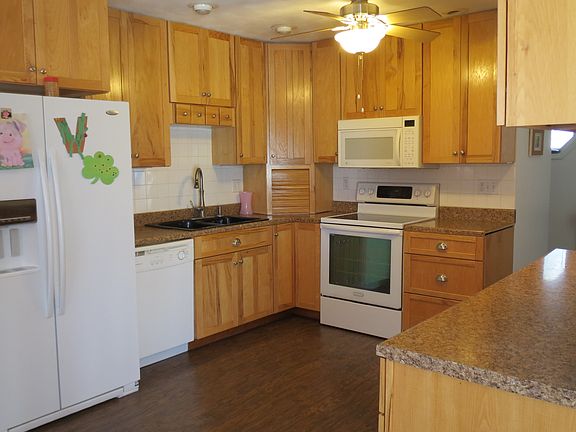 4th image of 3506 Lauriston Dr
