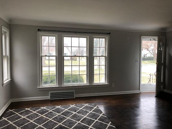 2nd image of 6705 Parma Park Blvd