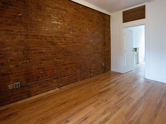 5th image of 1108 Bedford Ave #2B