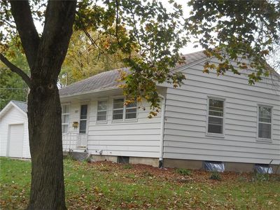 1025 38th St SE, Cedar Rapids, IA, 52403