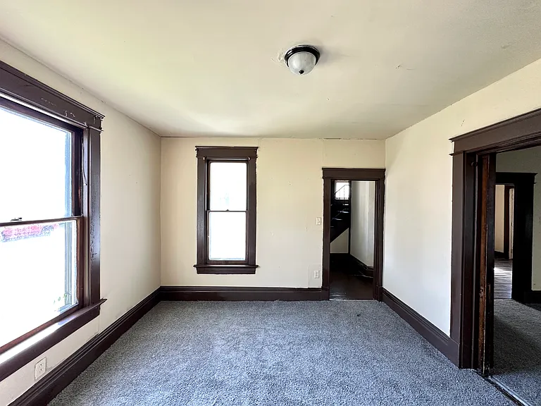 413 Bartram Ave — Photo 33