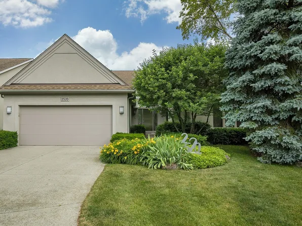 2520 Augusta Way, Highland Park, IL 60035