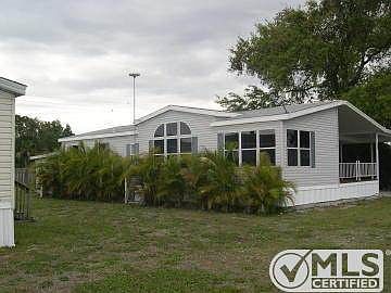 1st image of 925 Yacht Club Way