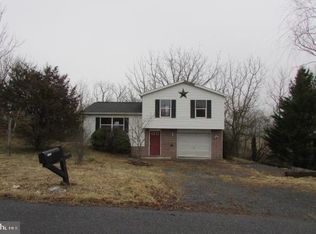 1183 Matamoras Rd, Halifax, PA 17032