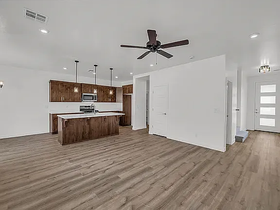 Kitchen area