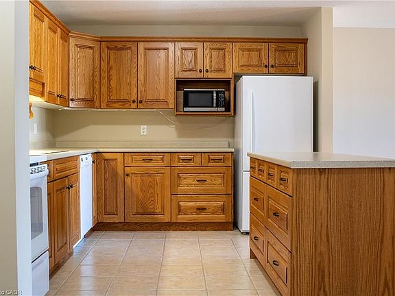 3rd image of 401 Birmingham St E #211